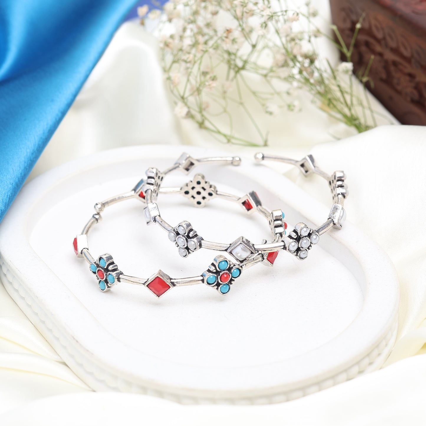 Floral & Oxy Jewel Bracelet