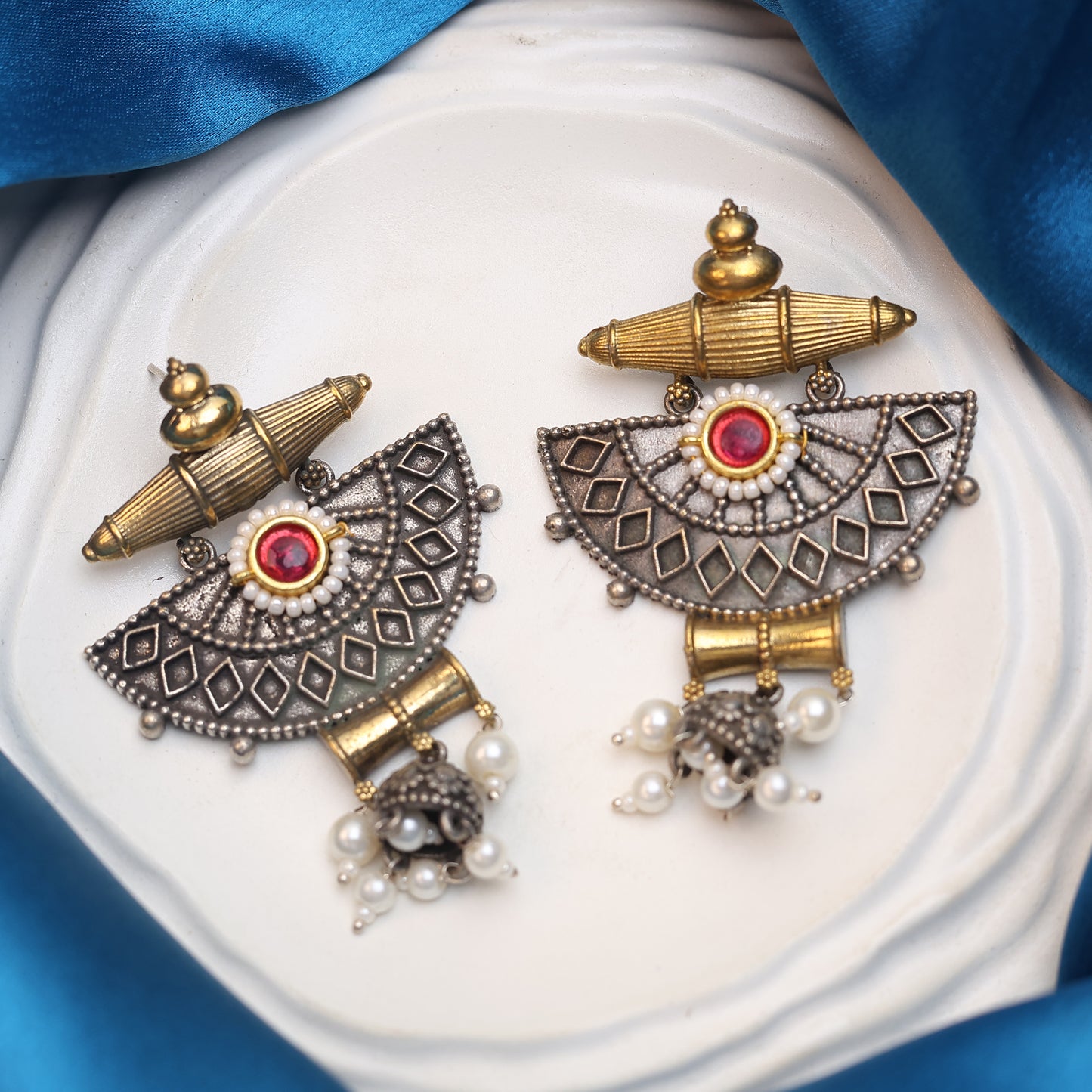 Dual Tone Jhumka