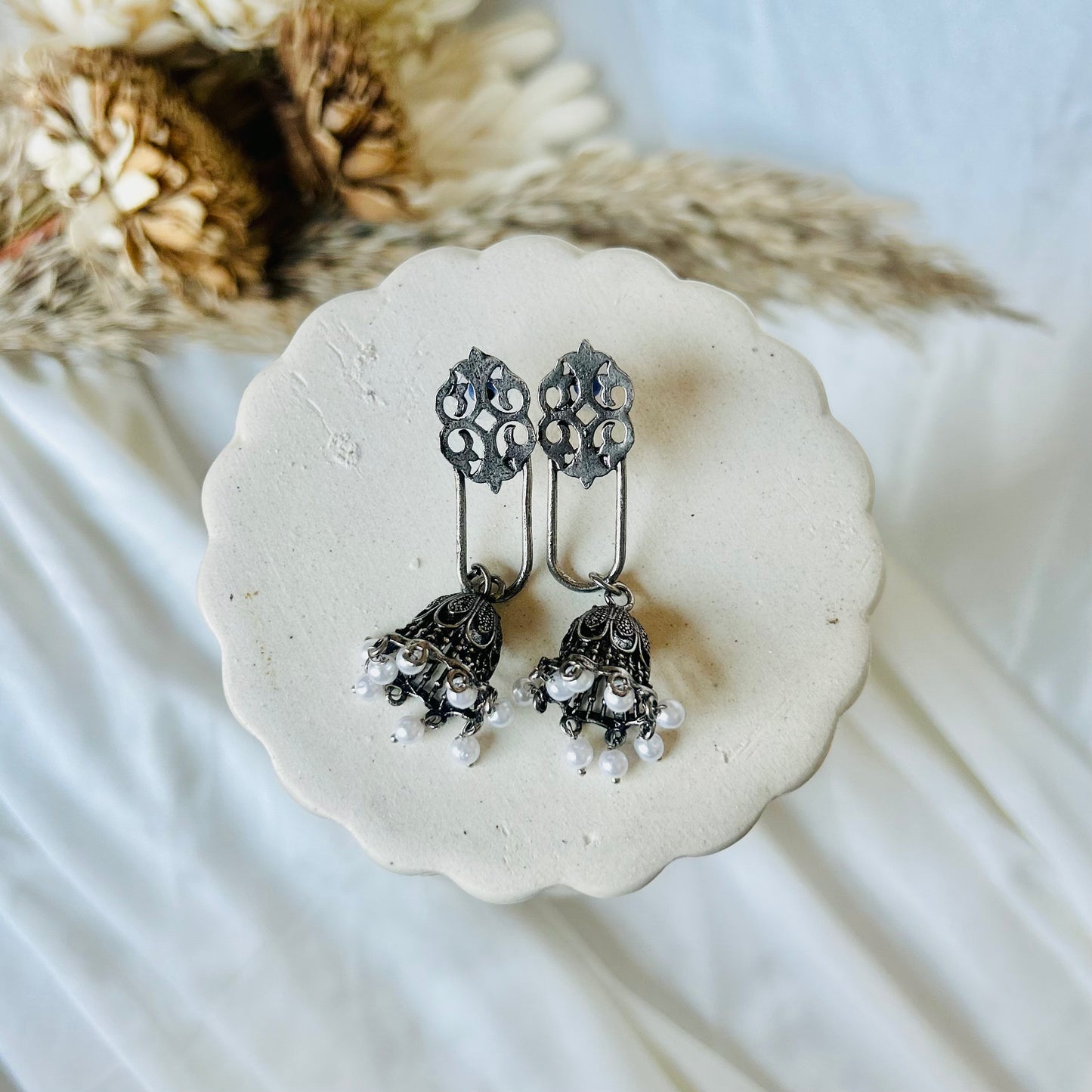 Pearl Drop Earring