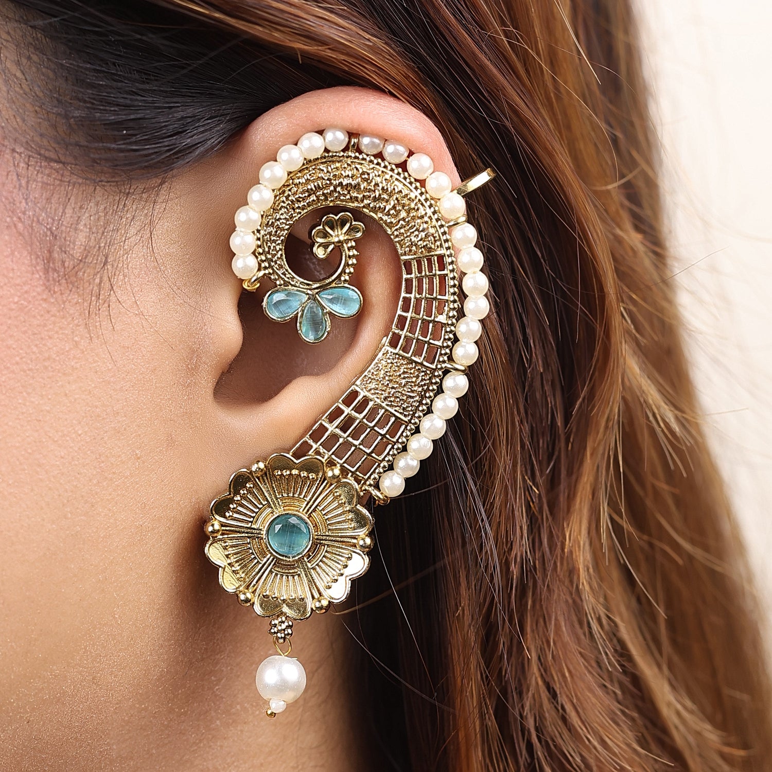 Earcuffs
