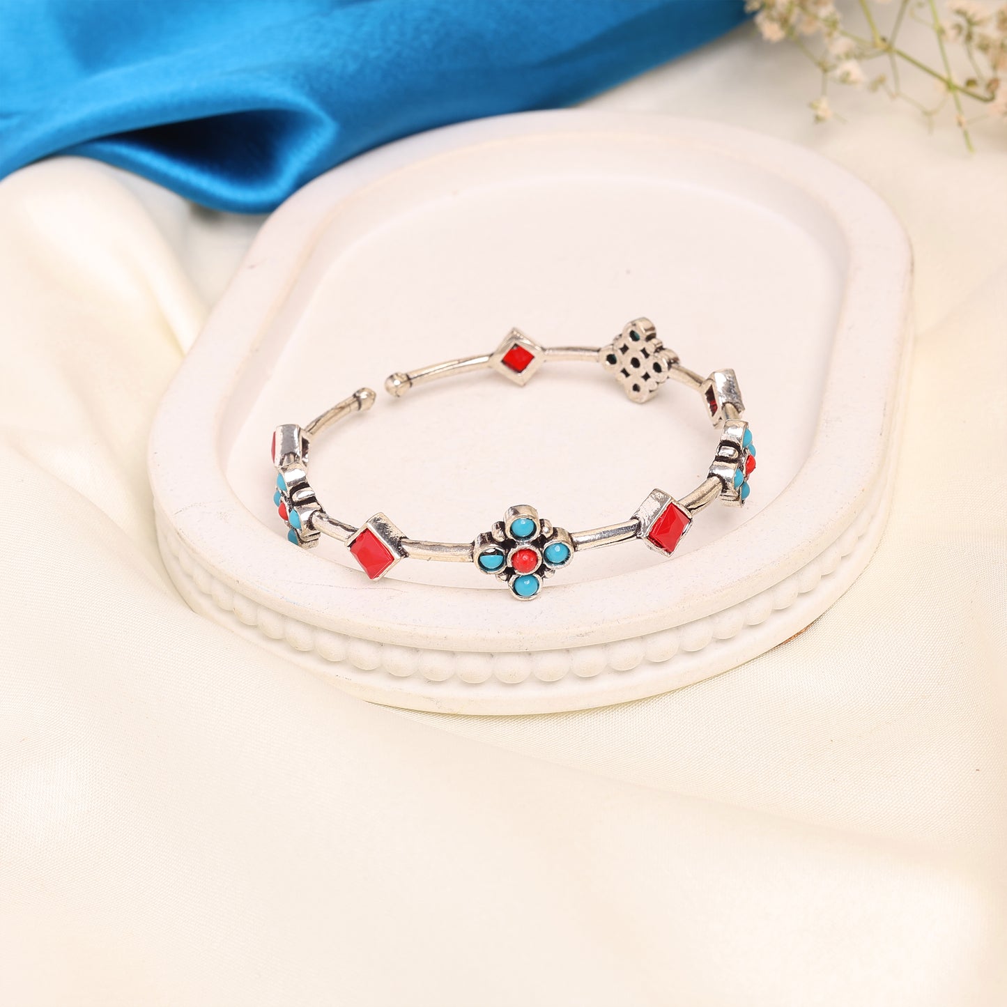 Floral & Oxy Jewel Bracelet
