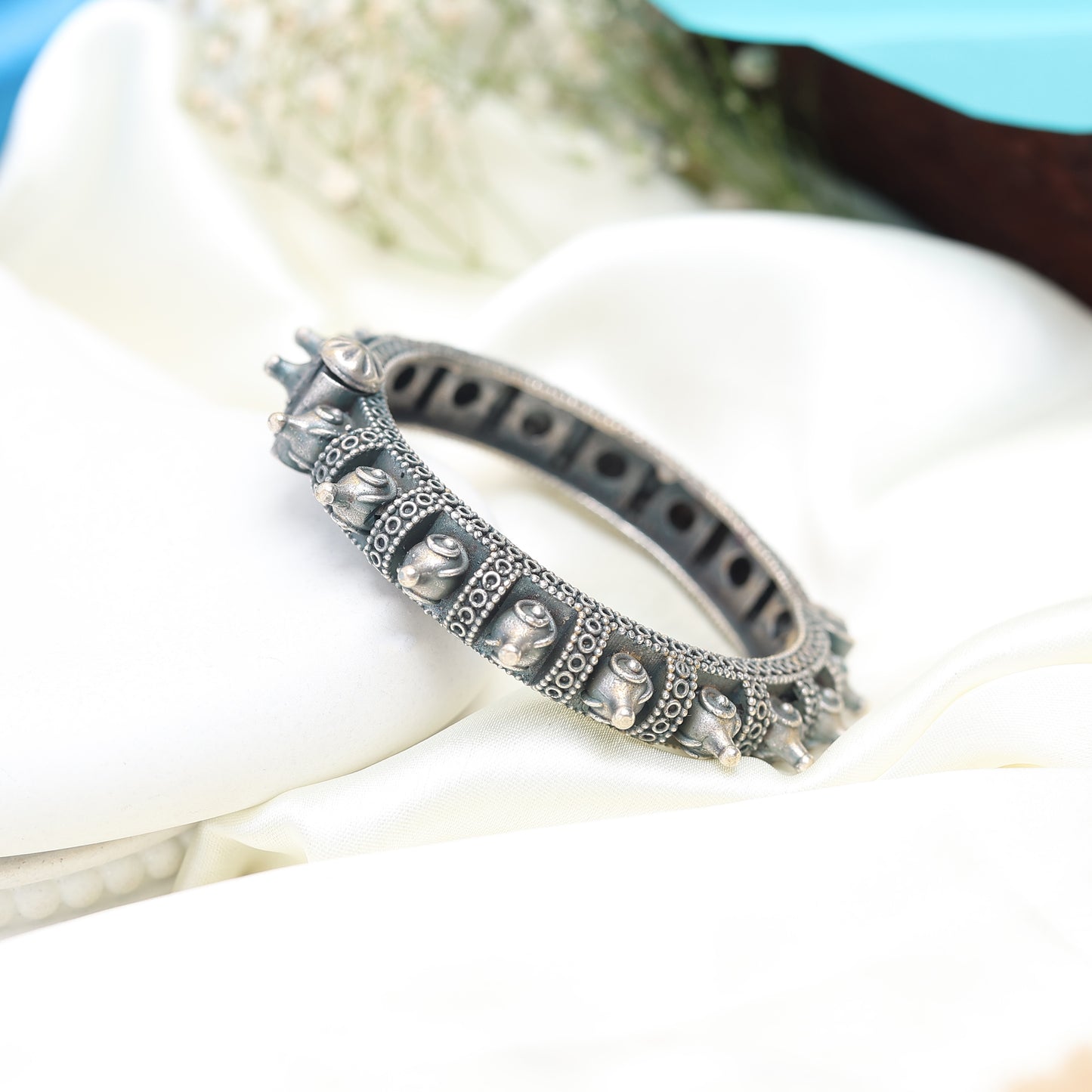 Silver Lookalike Kada