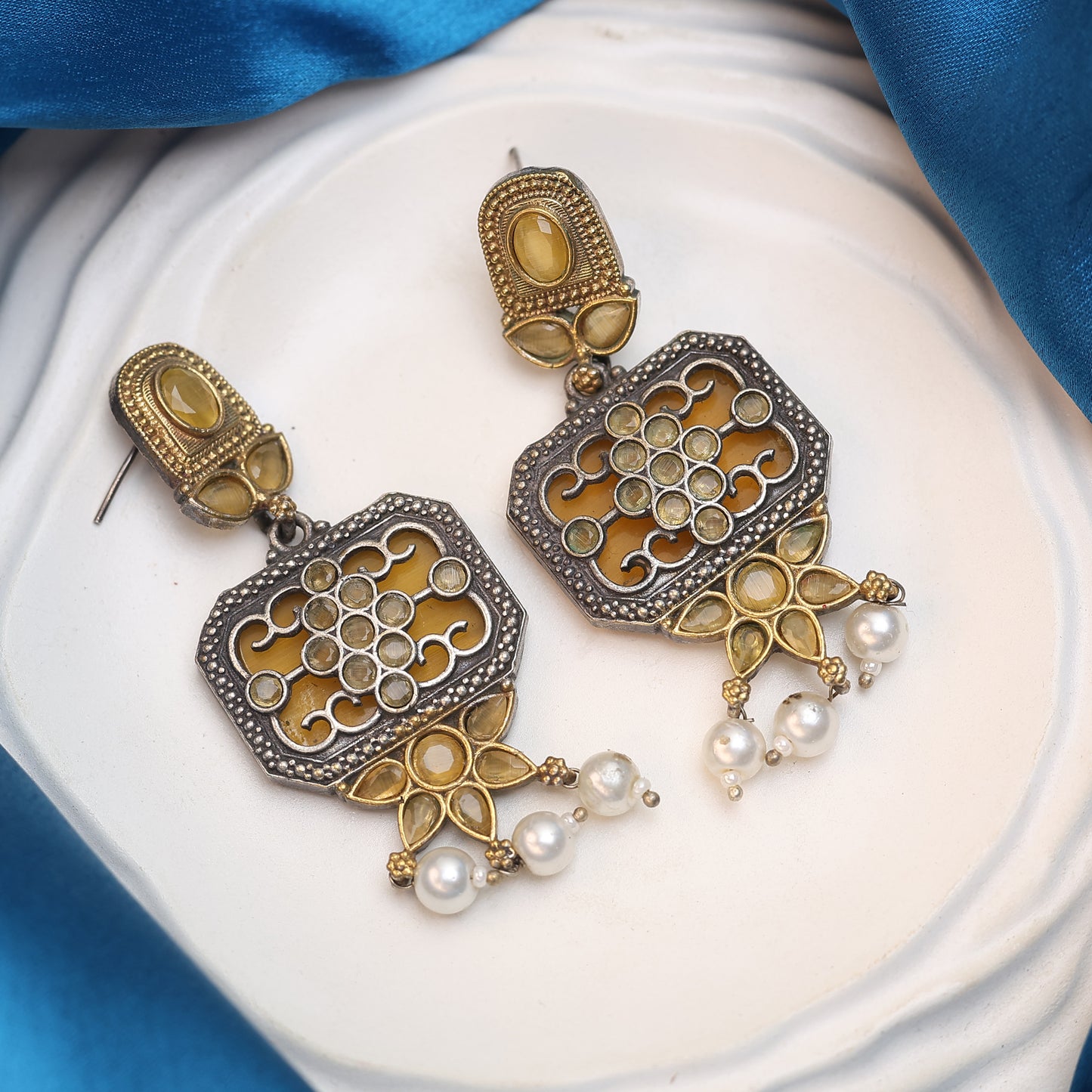 Pearl Dual Tone Earring