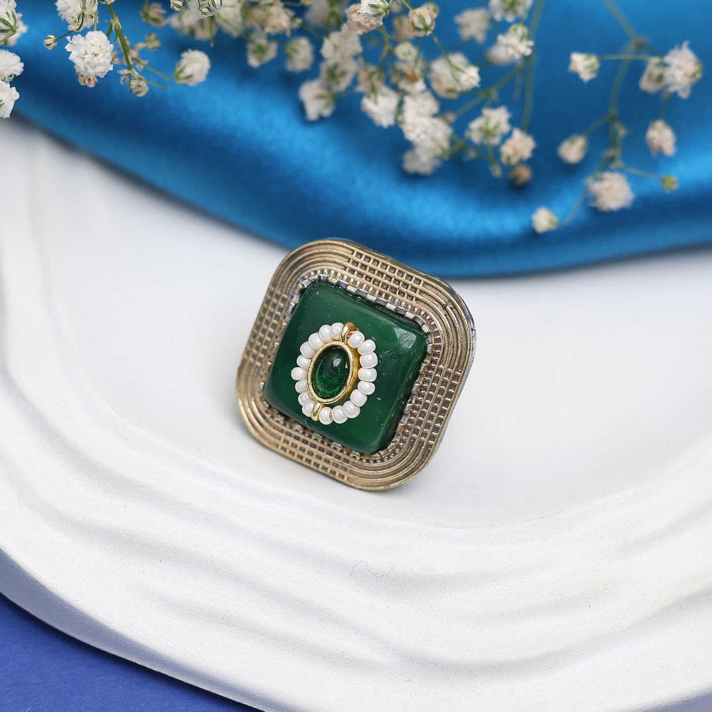 Elegant Fusion Tone Ring Green