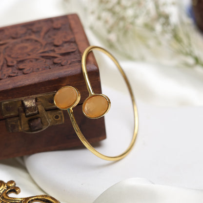 Lustrous dual Pearl Bracelets