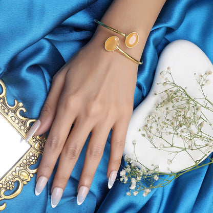 Lustrous dual Pearl Bracelets