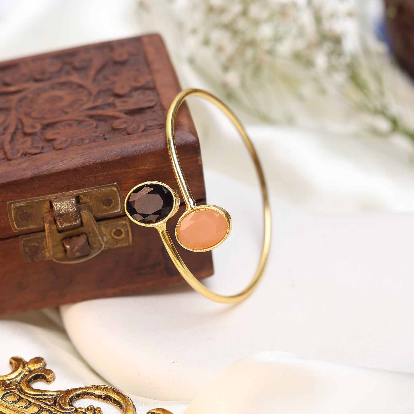 Black Onyx Pink Chalcedony