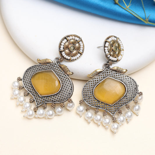 Vintage Temple Style Pearl Earring