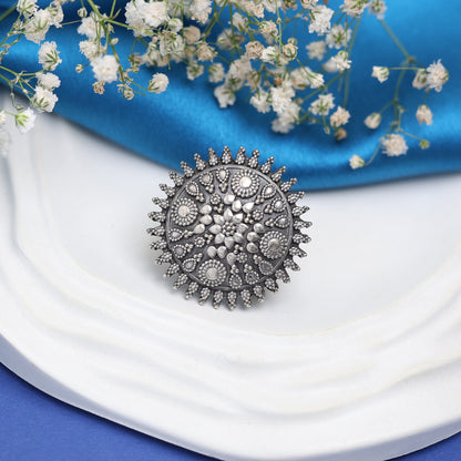 Bold Star Ring