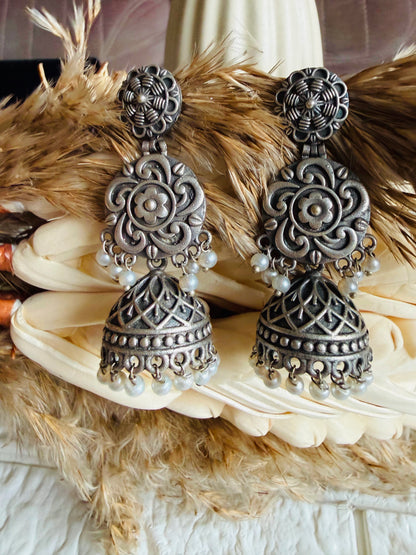 Floral tiered jhumkha