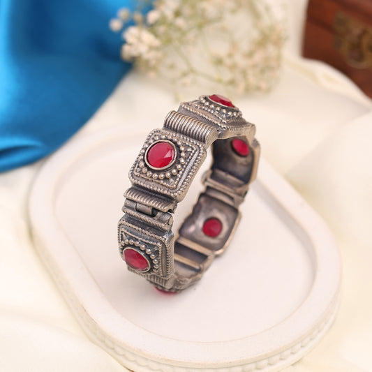 Antique Style Ruby Stone Kada